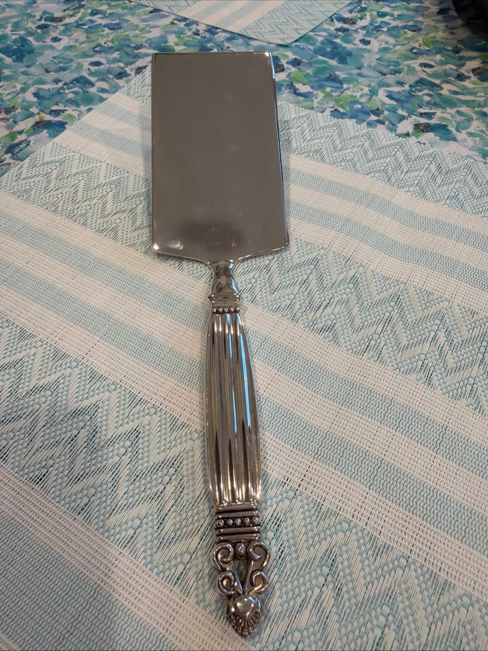 Silver-plate Decorative Cake / lasagna Server - Elegant Handle Godinger